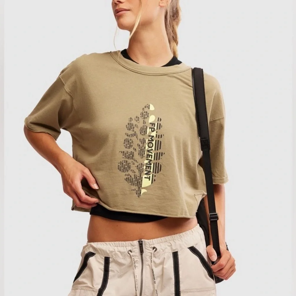 FP MOVEMENT Inspire Buti Logo Tee Sage NWT - Picture 5 of 13